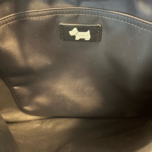 Radley London NWOT Stylish Black Backpack Purse 13x13 with bag charm - Picture 9 of 12